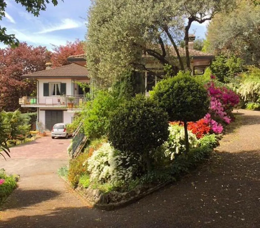 Villa La Sirena Como Bed & Breakfast