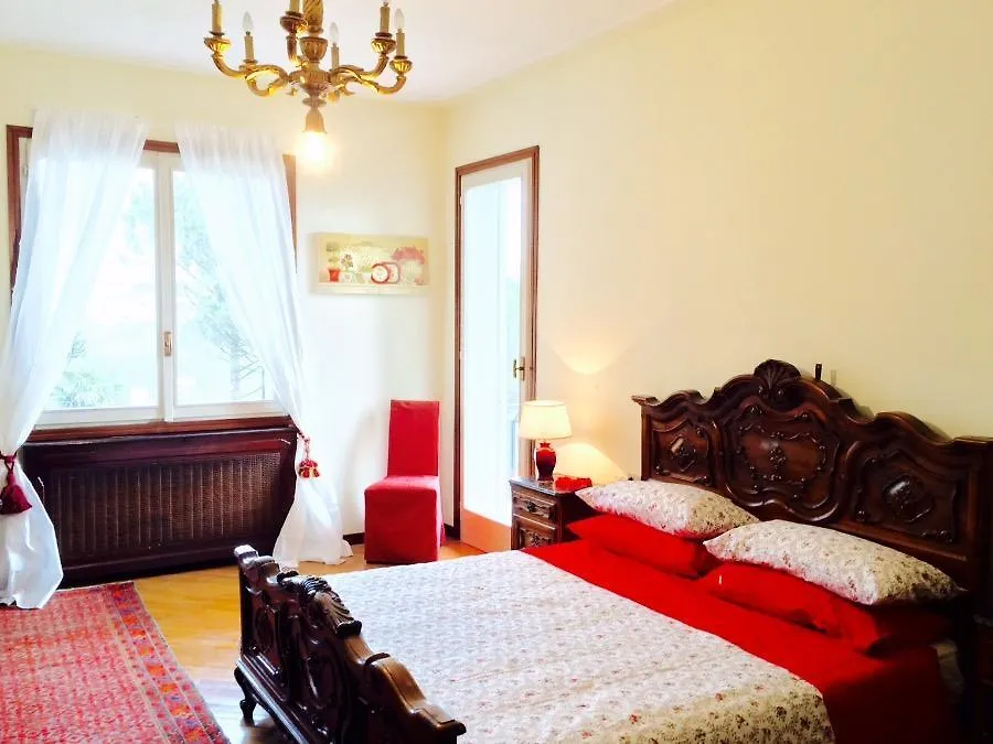 Villa La Sirena Como Bed & Breakfast